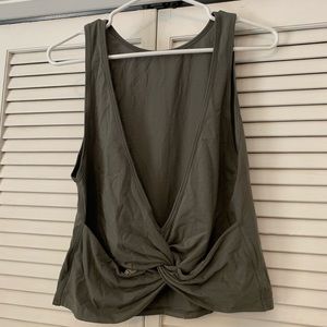 Lululemon Twist It Tank | size 4